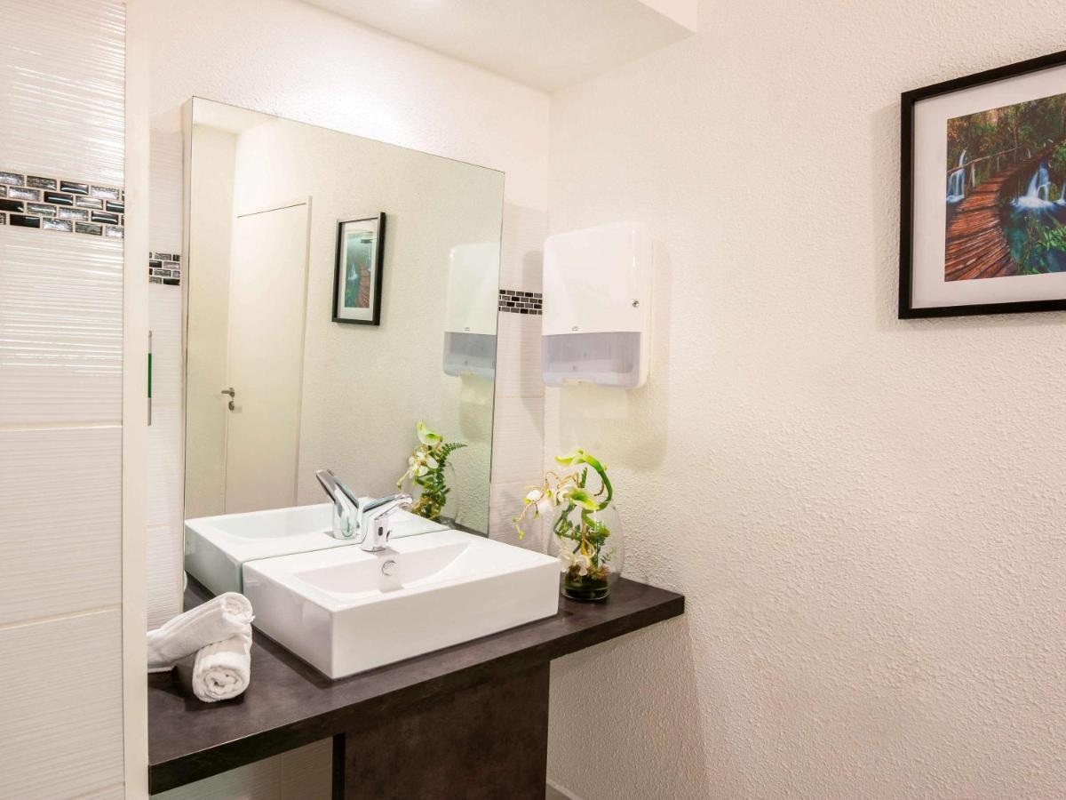 Ibis Budget Antibes Sophia Antipolis Валлорис Экстерьер фото