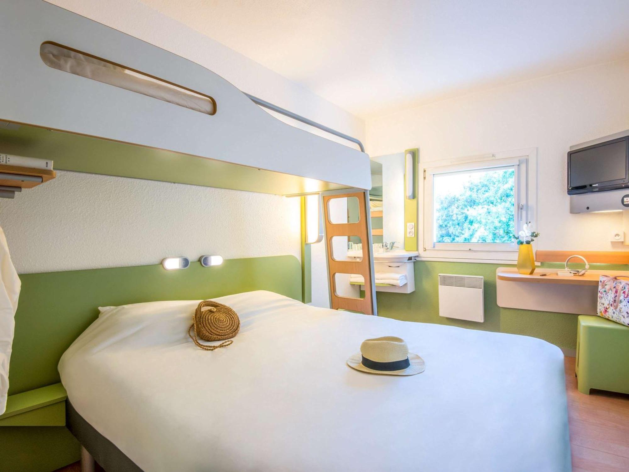 Ibis Budget Antibes Sophia Antipolis Валлорис Экстерьер фото